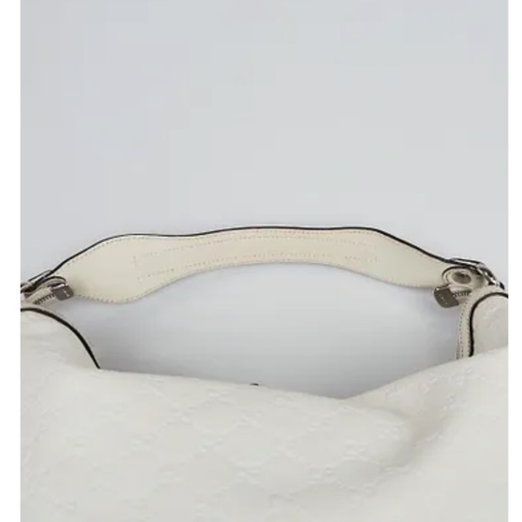 Gucci White Guccissima
Leather Icon Bit Large Hobo. - Picture 7 of 14